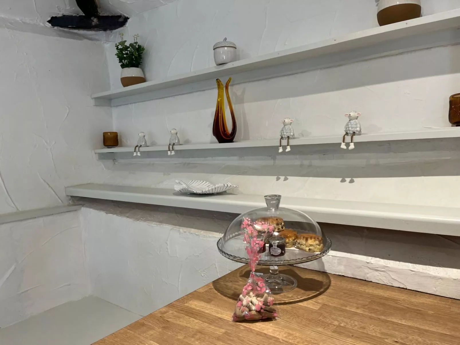 Hartland Hideaways - Binnen