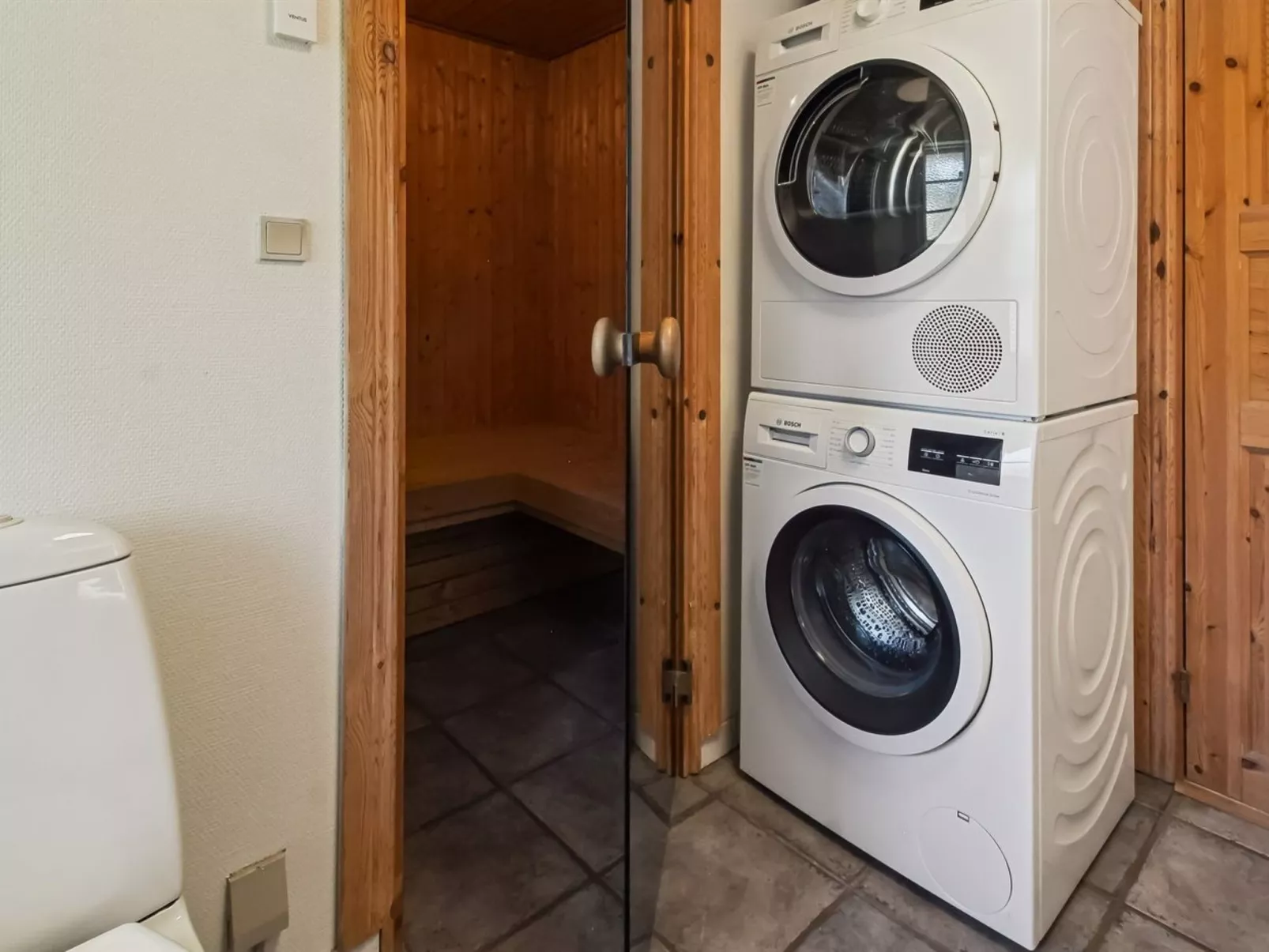 "Volmar" - 3.5km from the sea - Binnen