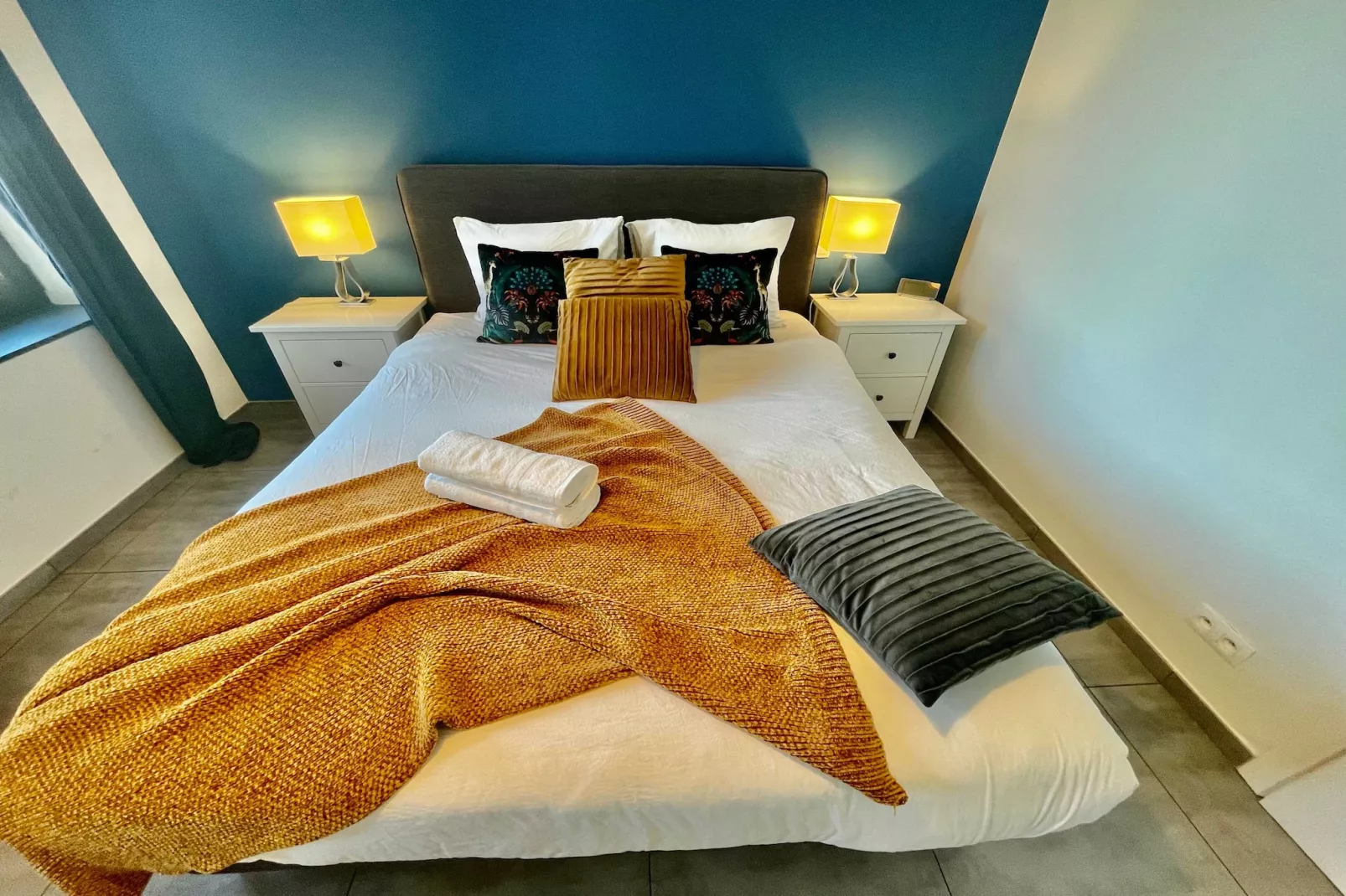 Cozy 1BR City Centre Near Meir Shopping by OneLuxStay - Slaapkamer