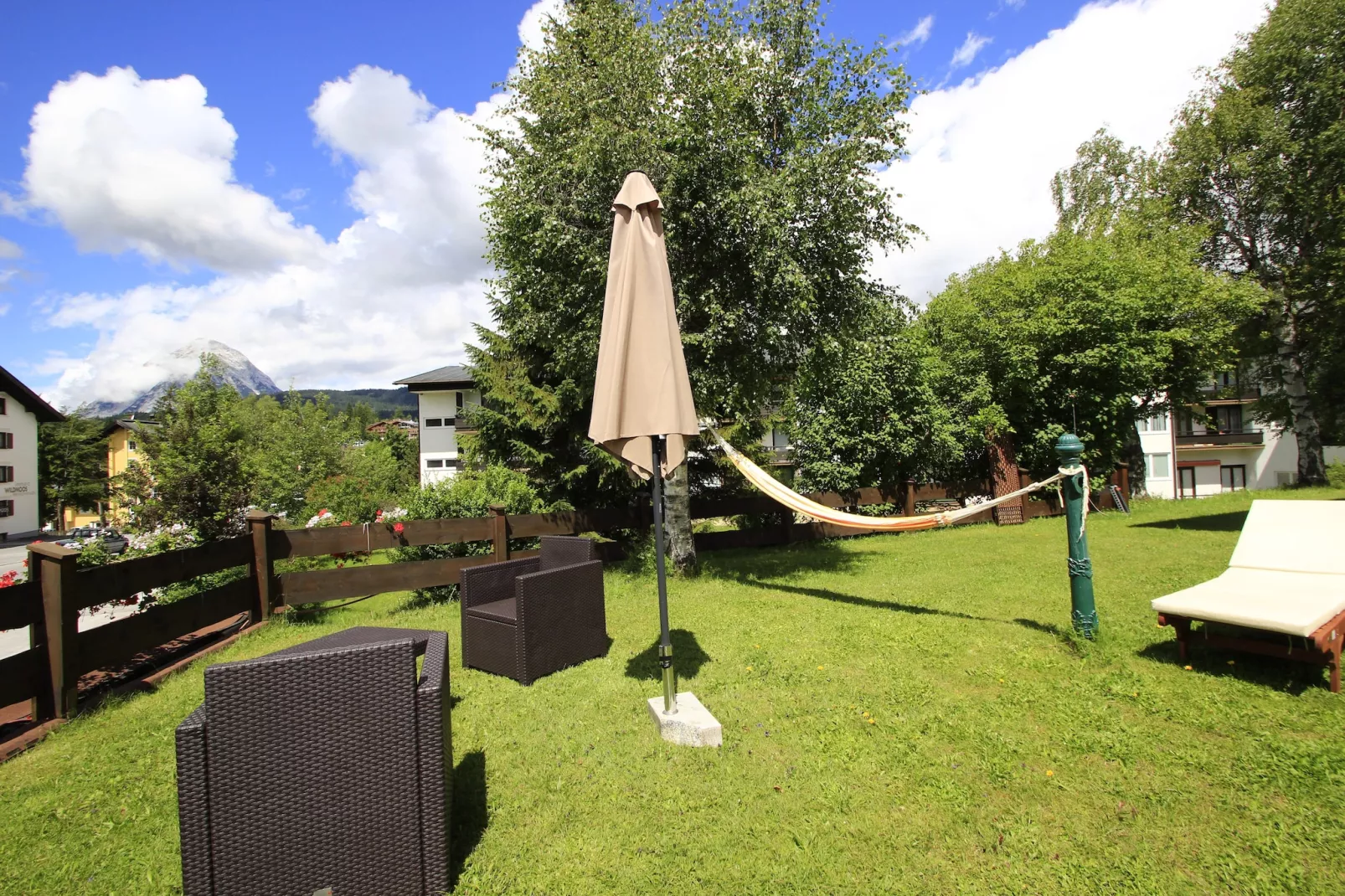 Menardi B - Tuinen zomer