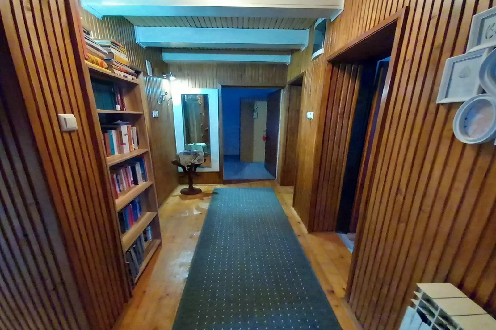 Holiday Home Kim - Three Bedroom Holiday Home with Swimming Pool - Binnen