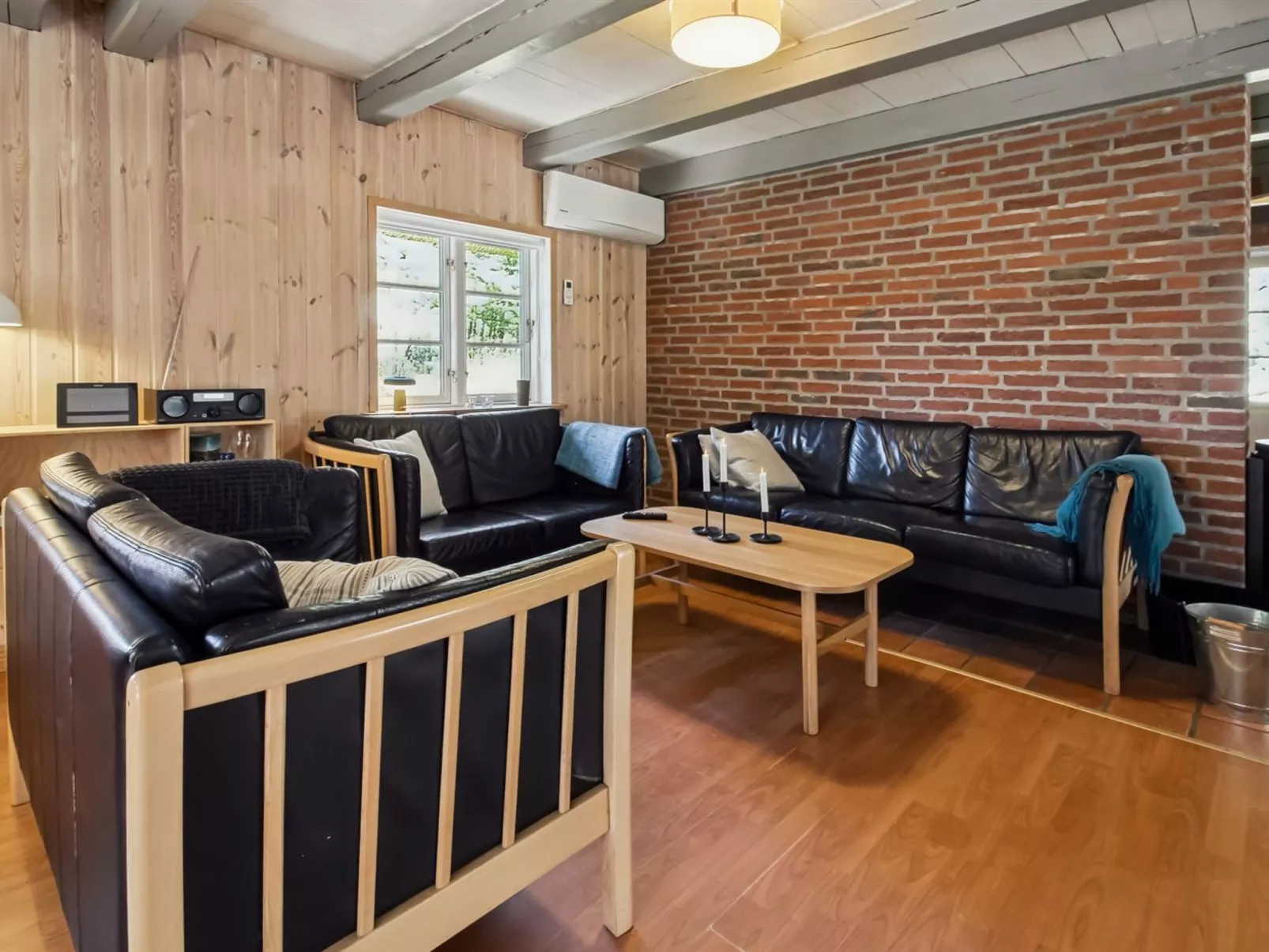 "Volmar" - 3.5km from the sea - Binnen