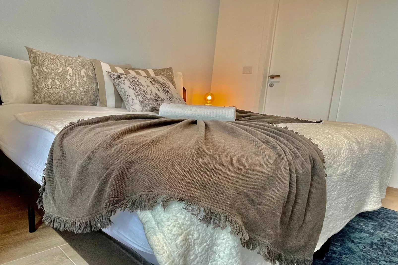 Luxury Dlx 1BR Near Fashion District by OneLuxStay - Slaapkamer