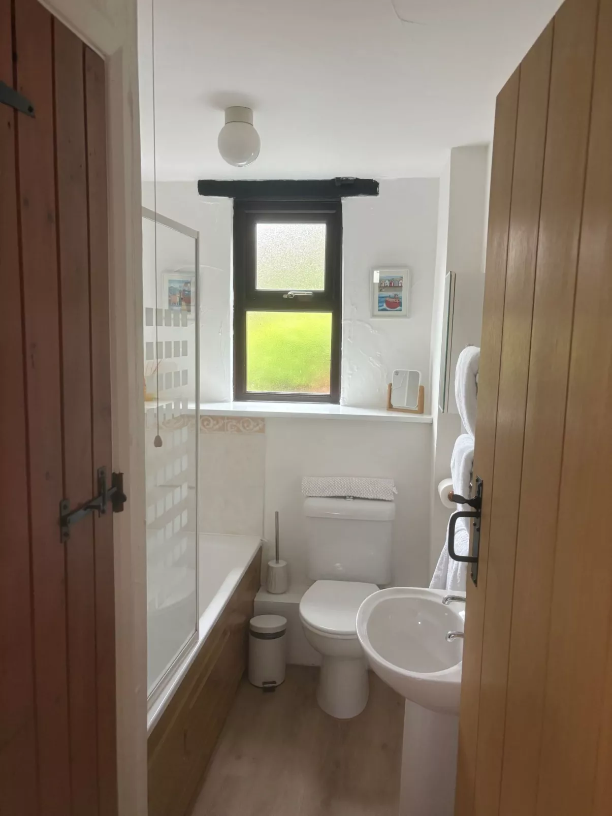 Hartland Hideaways - Binnen