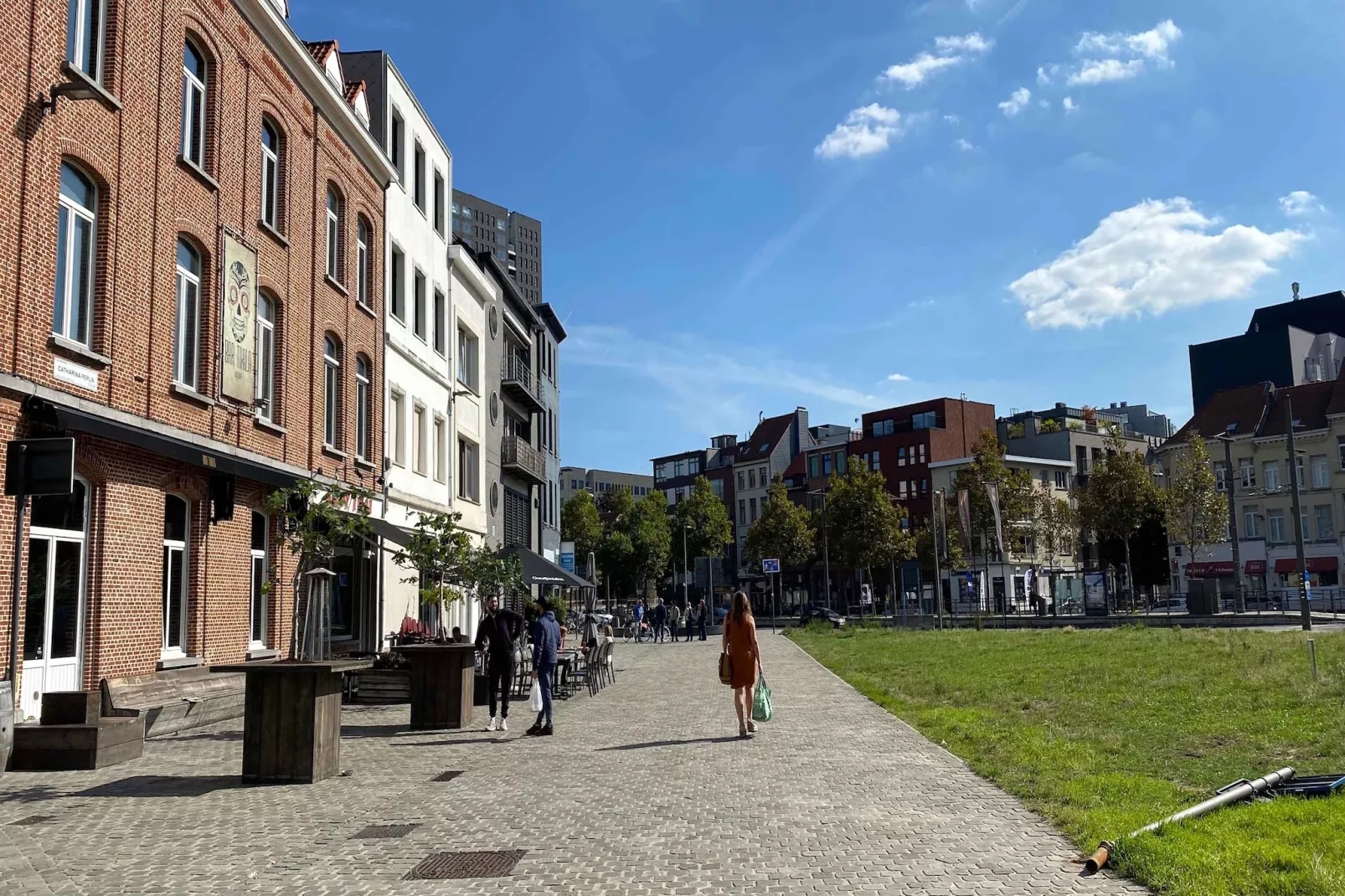 Cozy 1BR City Centre Near Meir Shopping by OneLuxStay - Gebieden zomer 1km