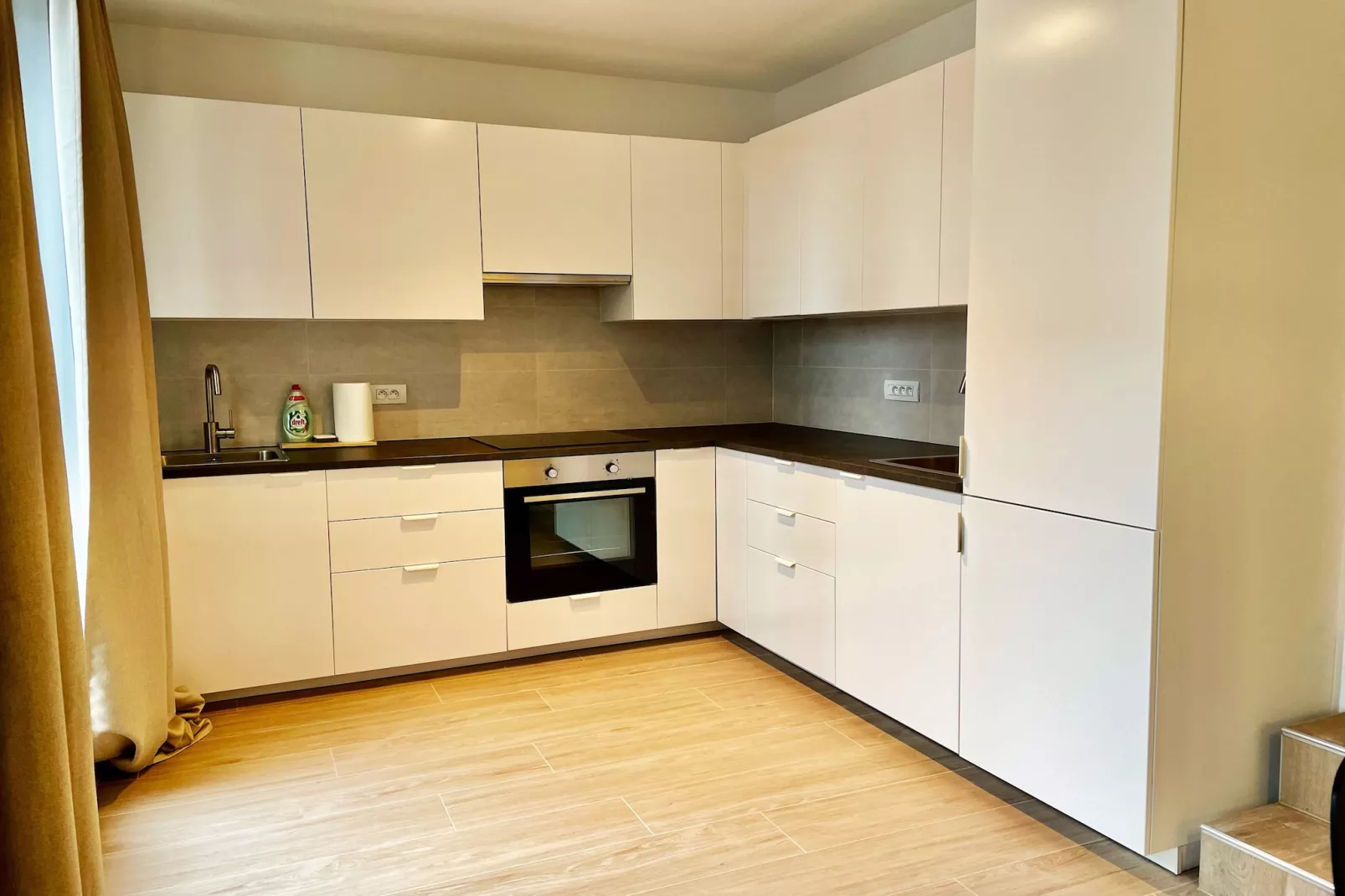 Luxury 2BR 1BA Near Fashion District by OneLuxStay