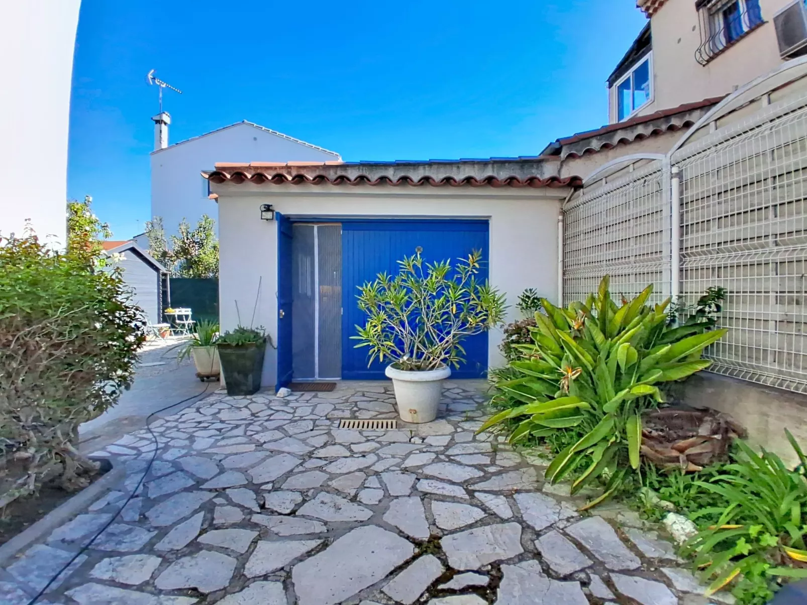 Studio La Provence - Buiten