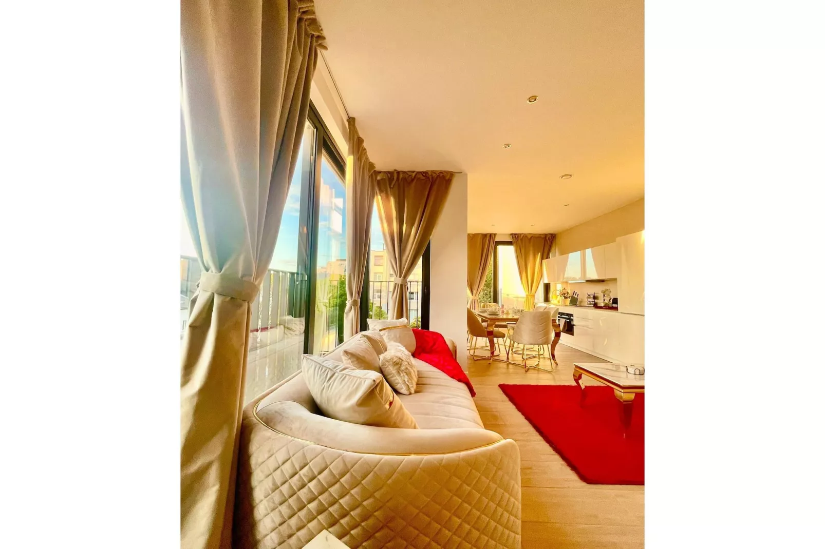 One Lux Stay Near Antwerp Central - 2 Bedroom 15 Bathroom - Woonkamer