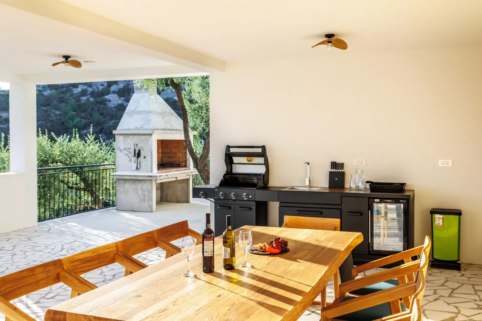 Villa La Fortezza with sea view - Terrasbalkon