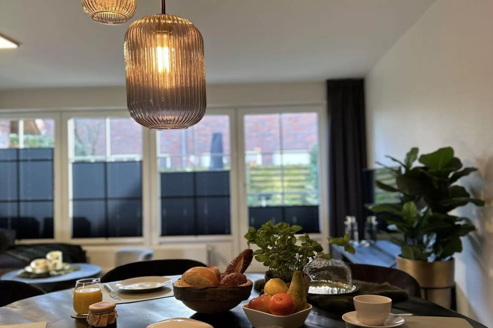 453084 - Eetkamer