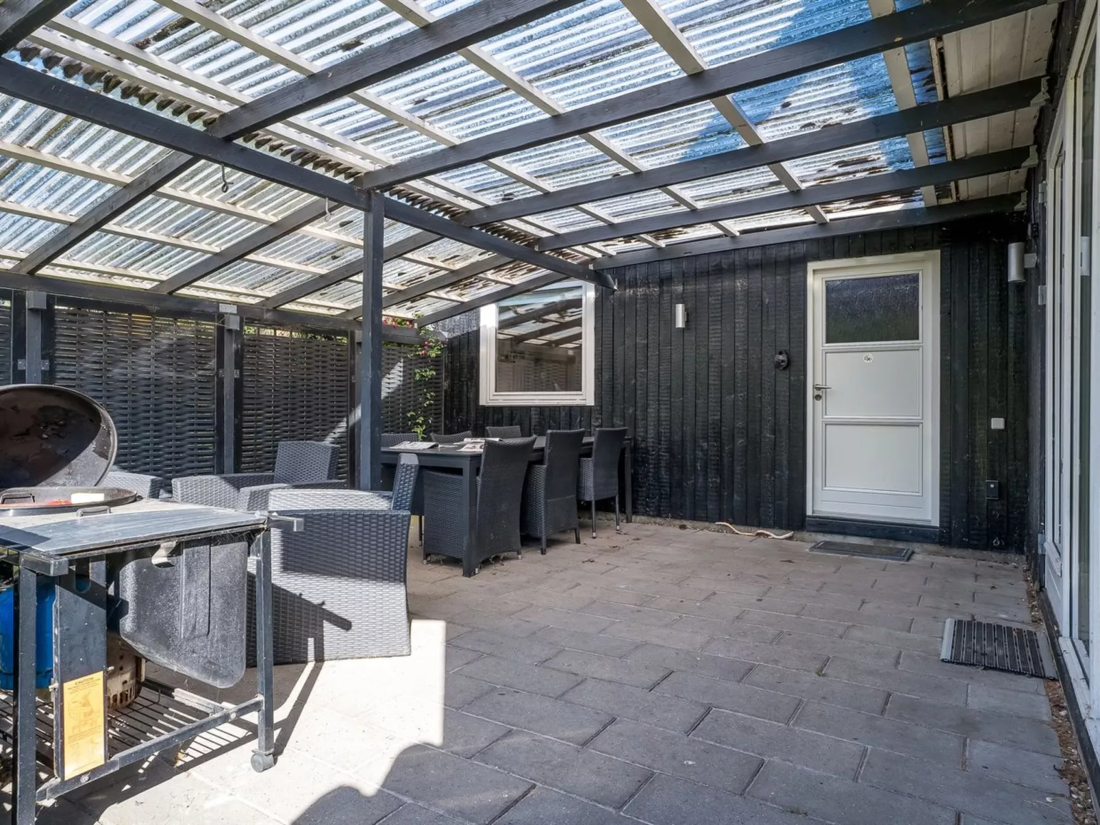 "Dali" - 200m from the sea - Buiten