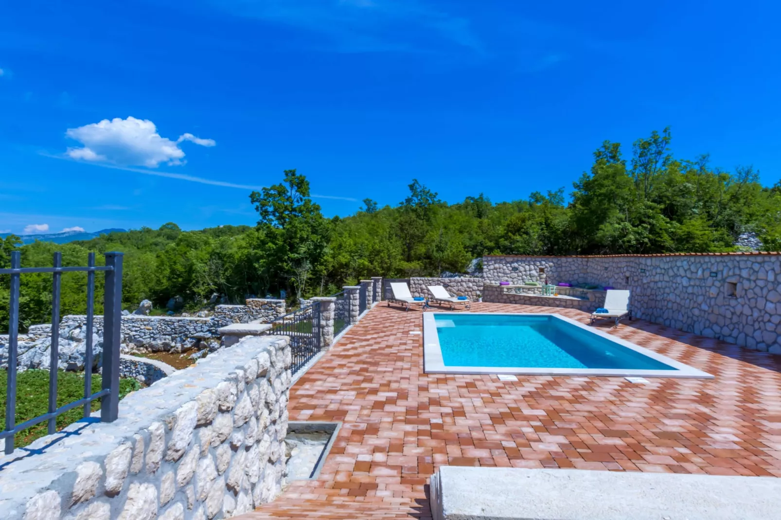 Rustic Villa Fragola with heated pool - Zwembad