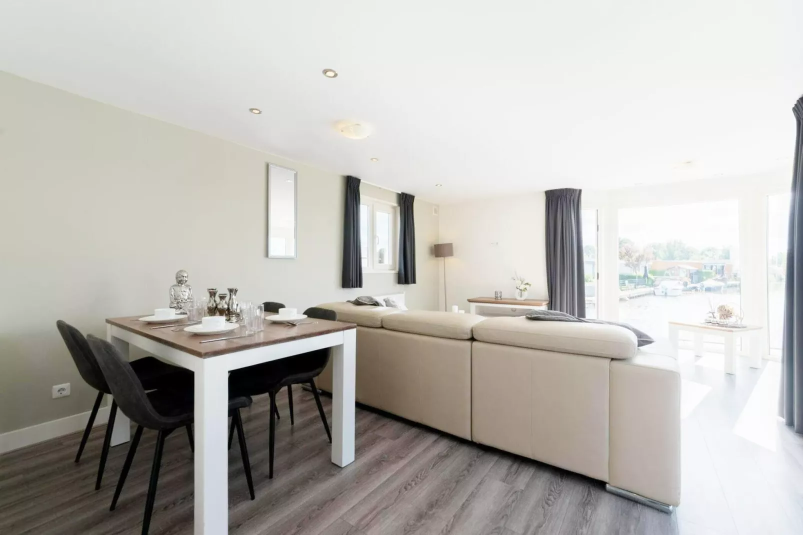 De Edammer  4 personen - Eetkamer