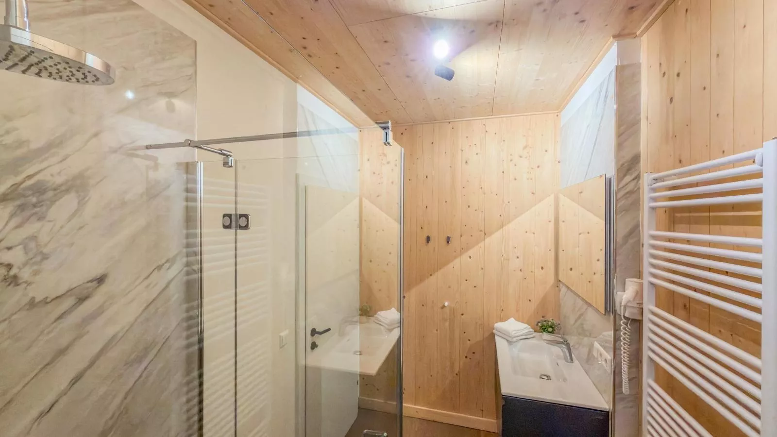 Reiteralm Top 35 - Badkamer