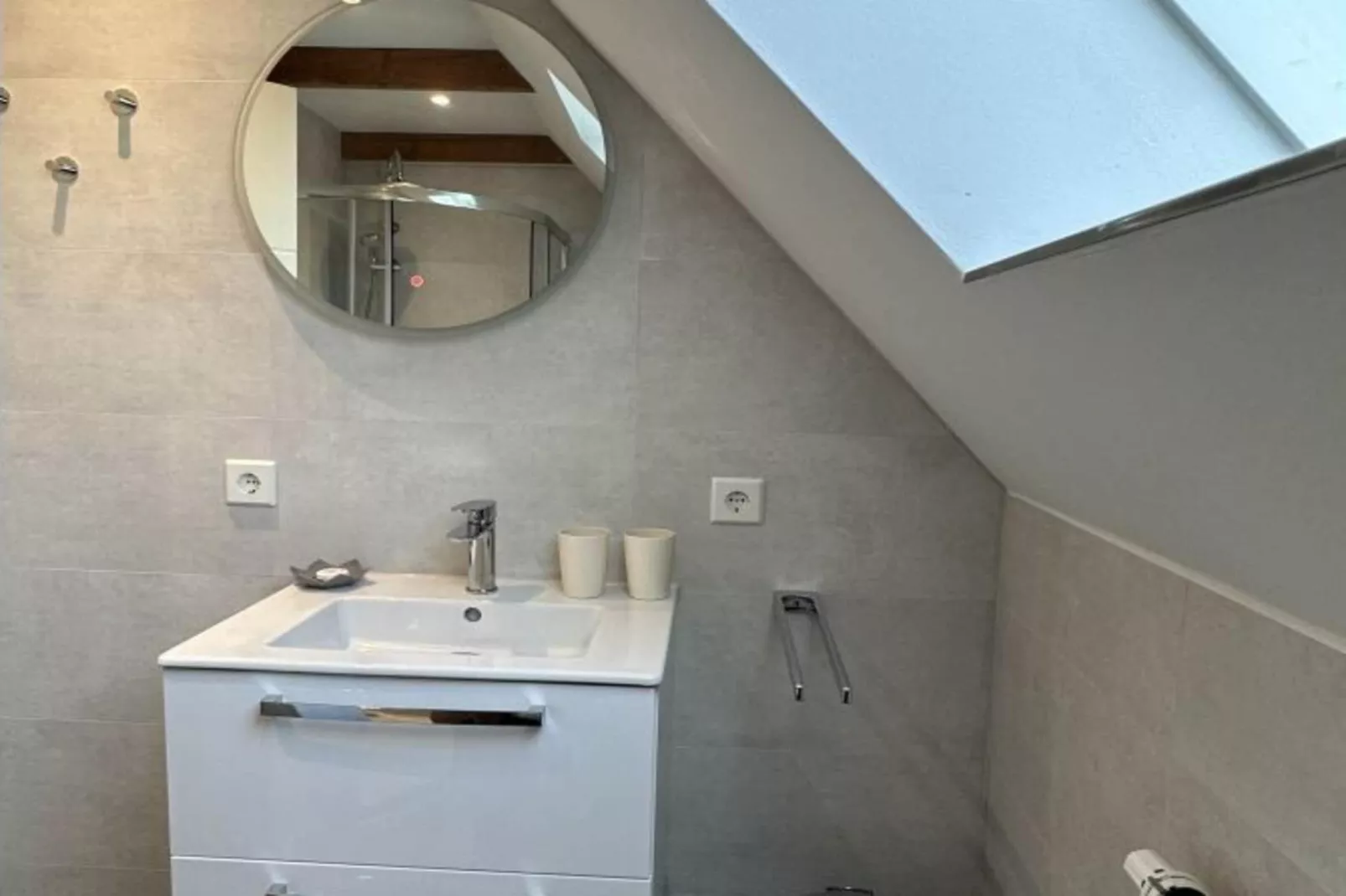 453084 - Badkamer