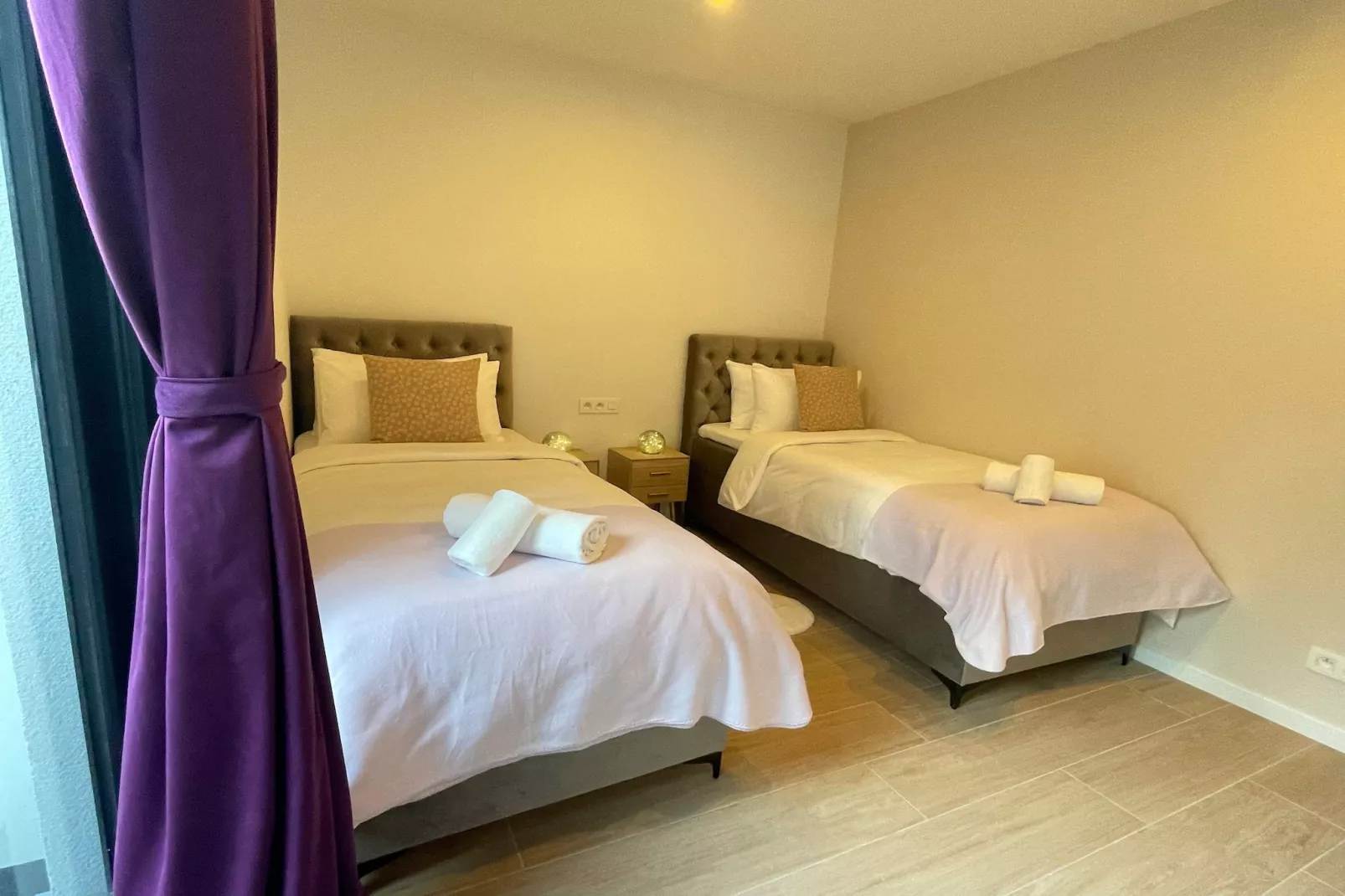 One Lux Stay Near Antwerp Central Grande Deluxe 3 bedroom suite - Slaapkamer
