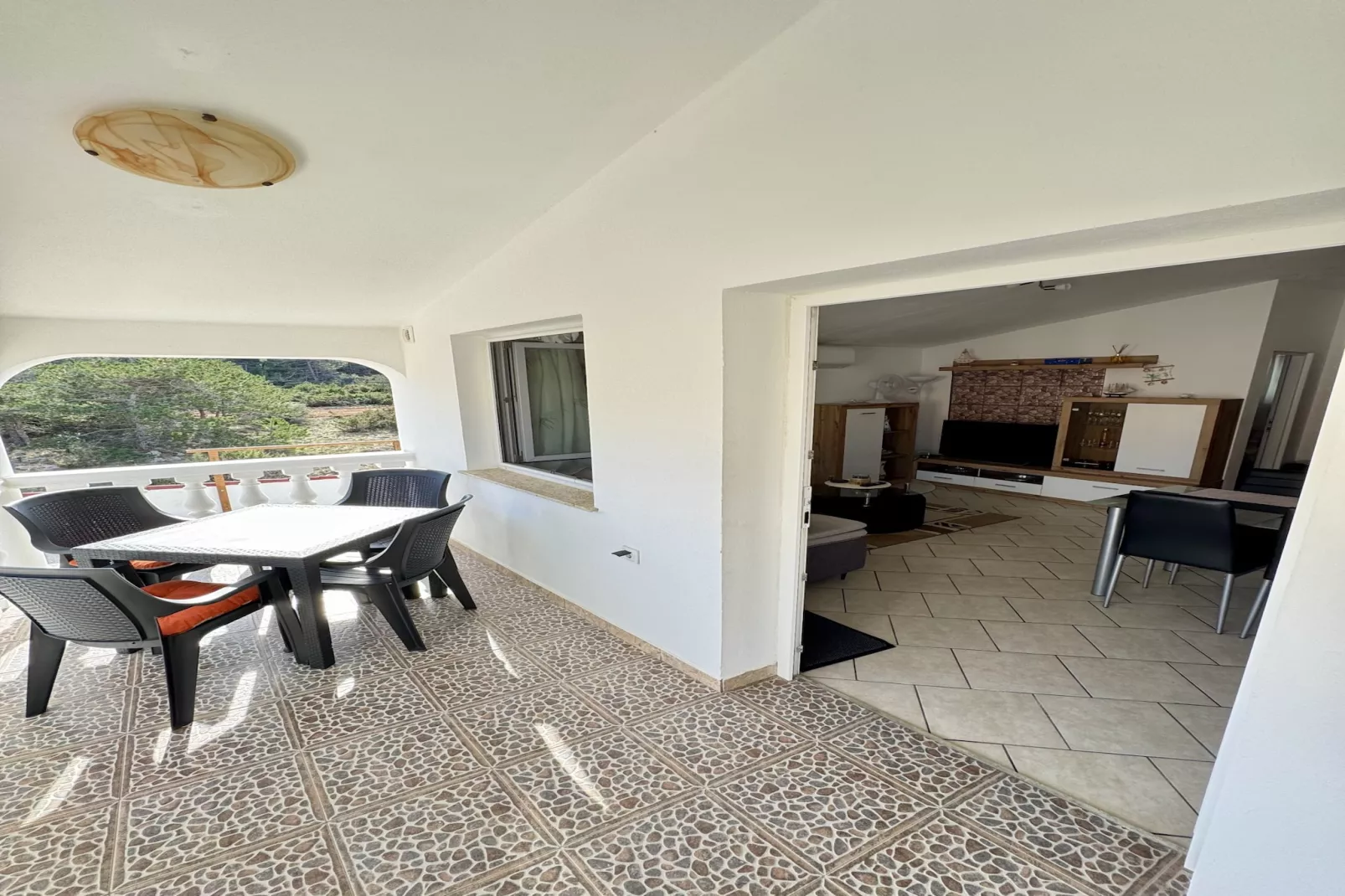 Apartment Didovi Dvori 2 with jacuzzi - Terrasbalkon