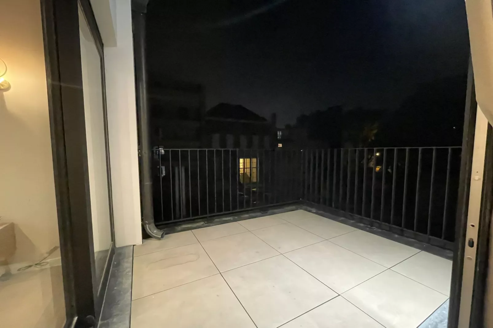 One Lux Stay 3BR / 2BA Antwerp near Central Station - Terrasbalkon