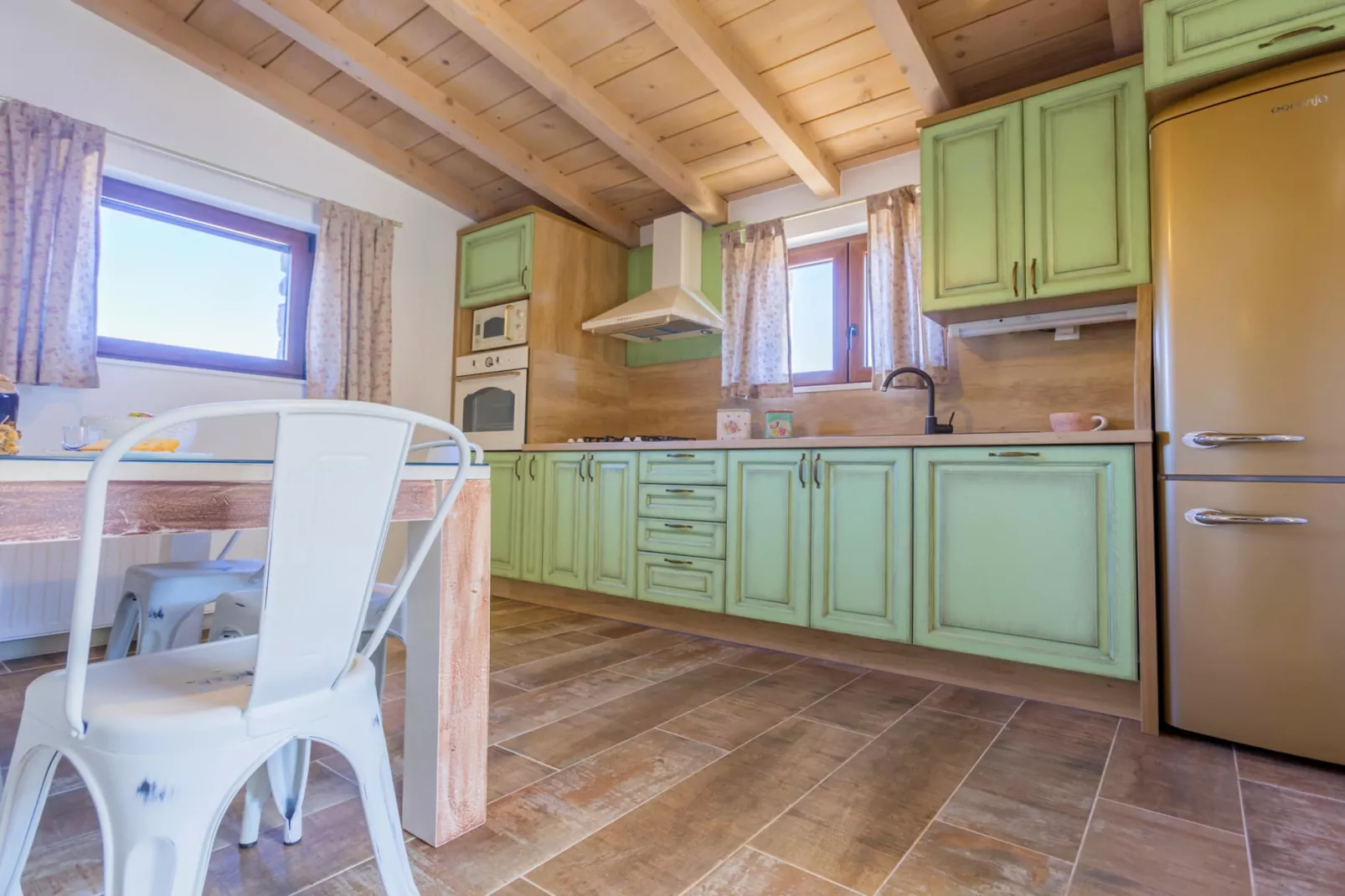 Rustic Villa Fragola with heated pool - Keuken