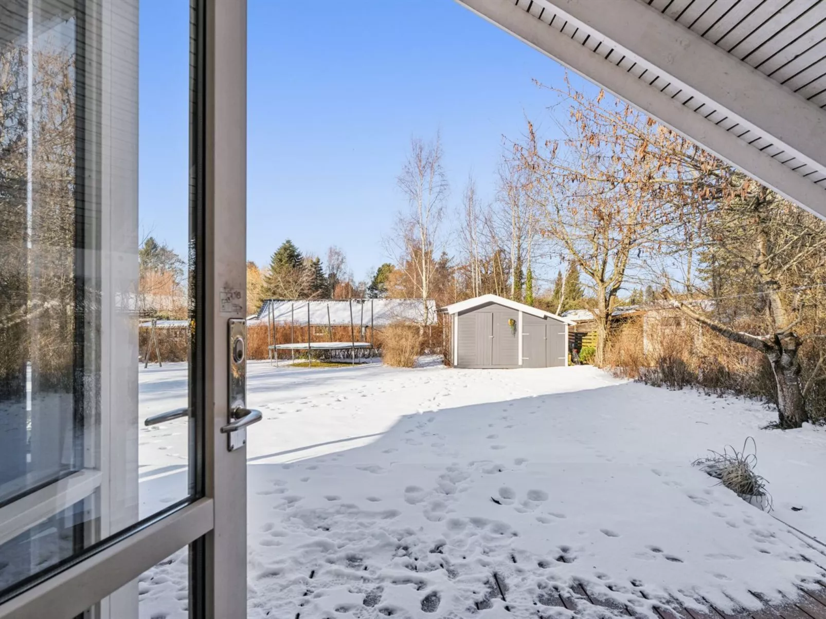 "Elenor" - 1.3km from the sea - Buiten