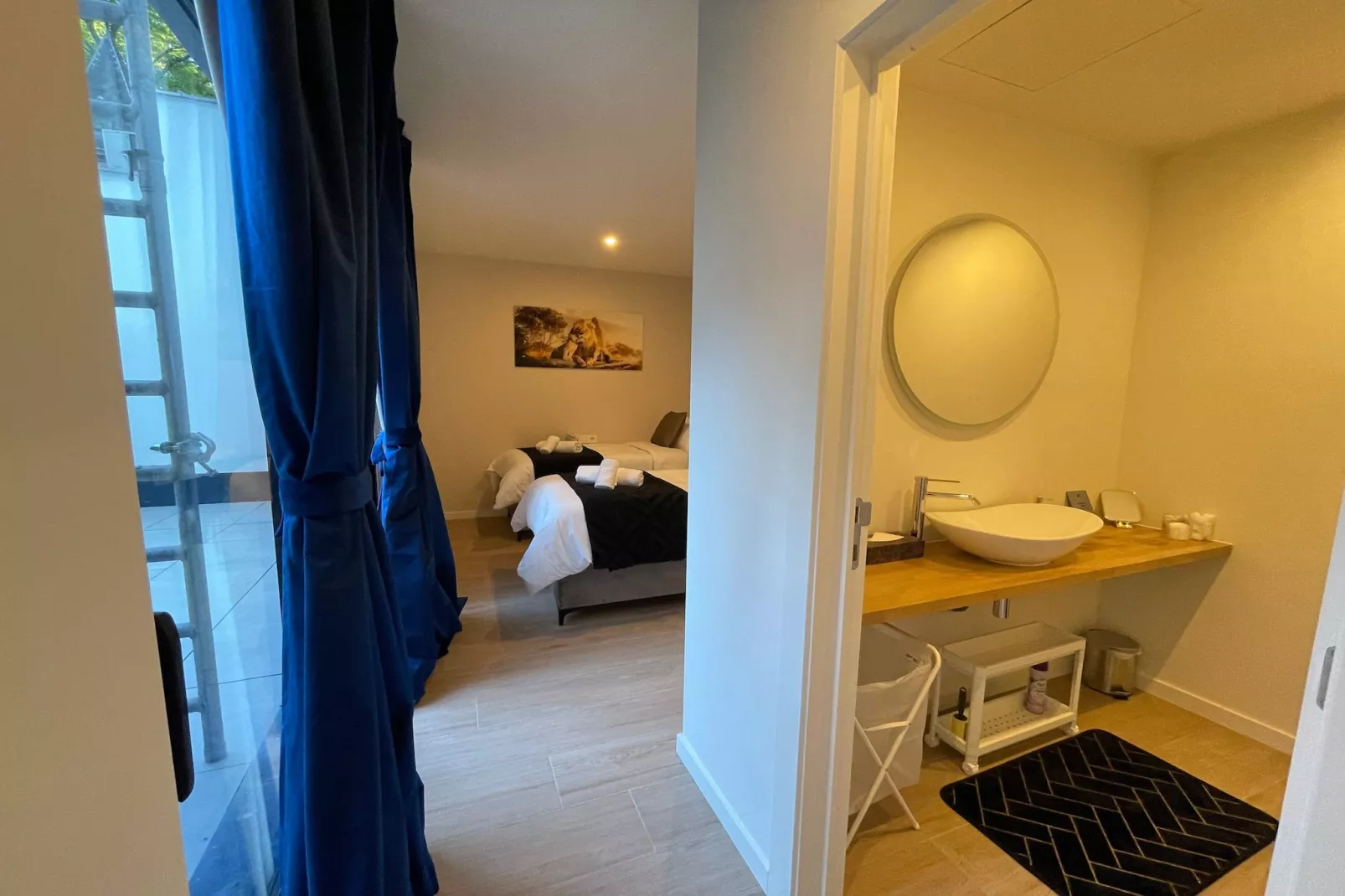 One Lux Stay Near Antwerp Central Grande Deluxe 3 bedroom suite - Badkamer