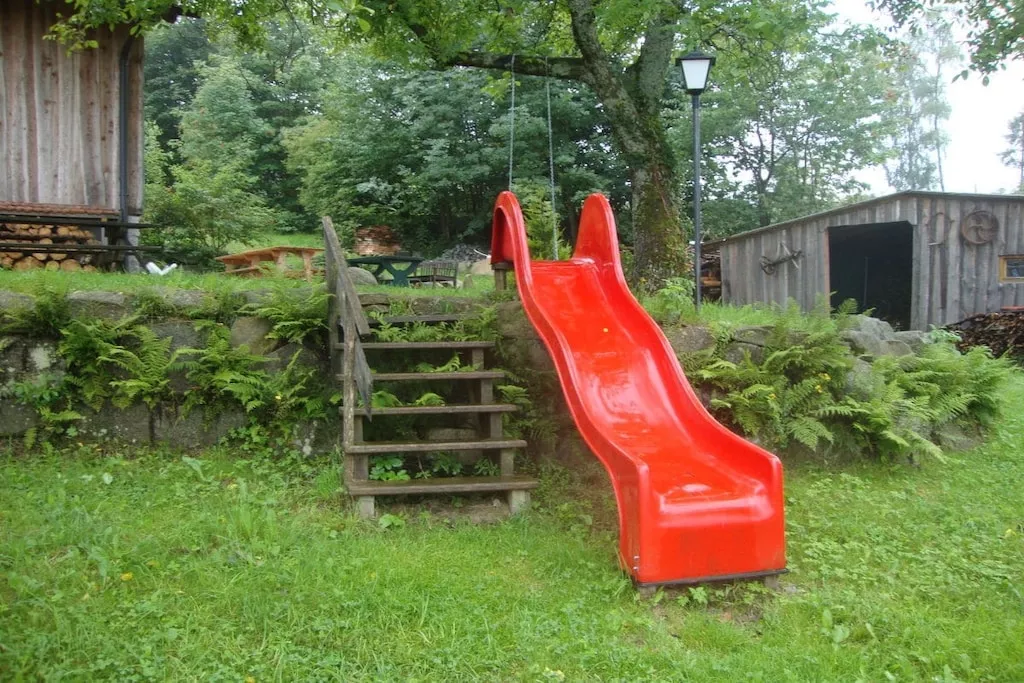 32796