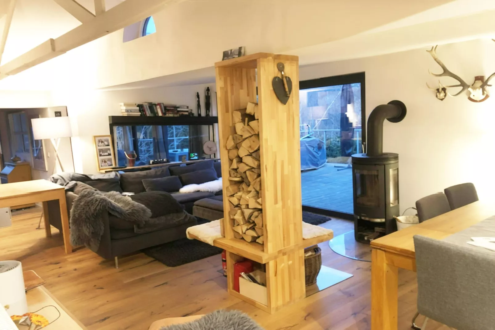 Modernes FERIENHAUS ALLRODE mit Wellness - Woonkamer