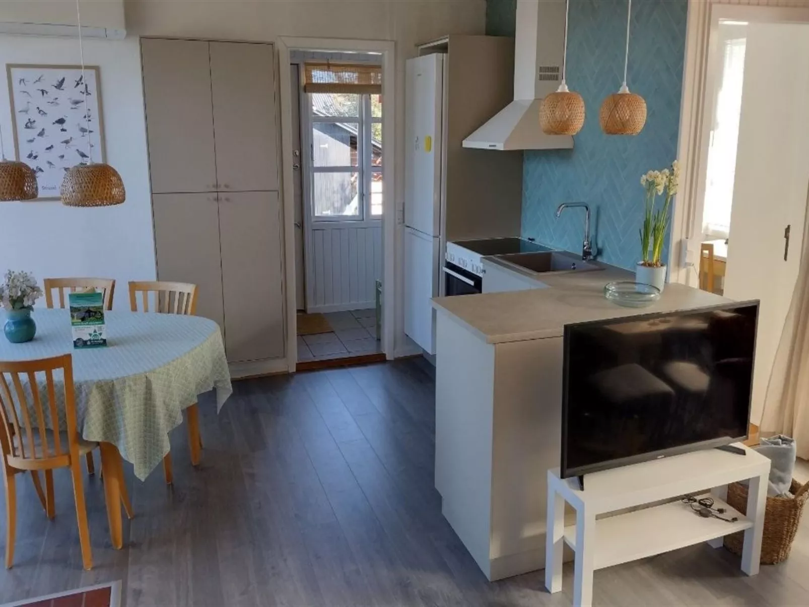 "Kaare" - 250m from the sea - Binnen