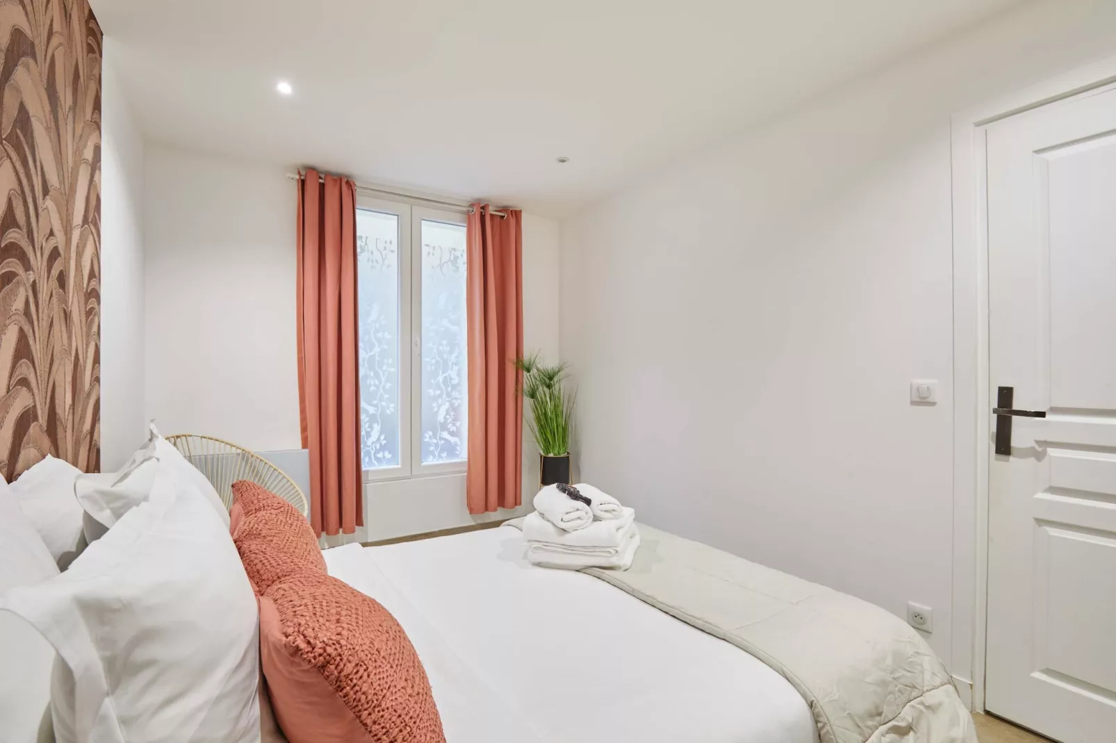 SEDAINE NEW - Niet-getagd