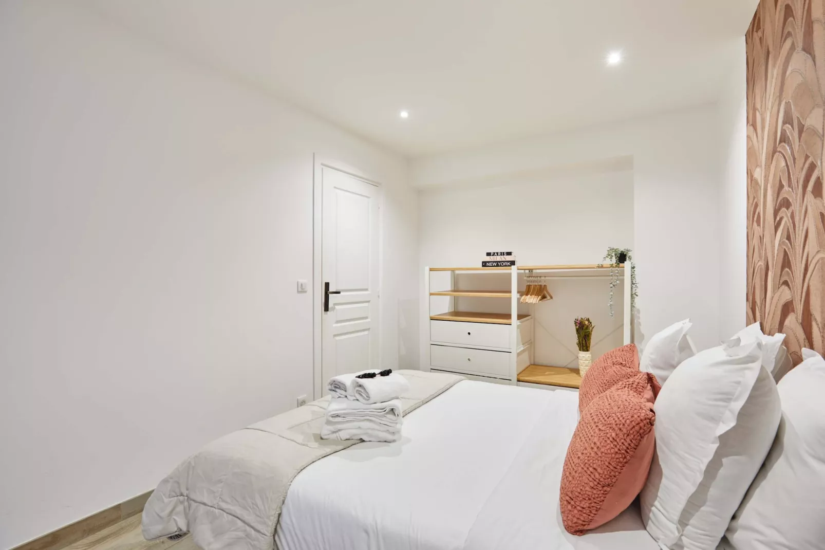 SEDAINE NEW - Niet-getagd