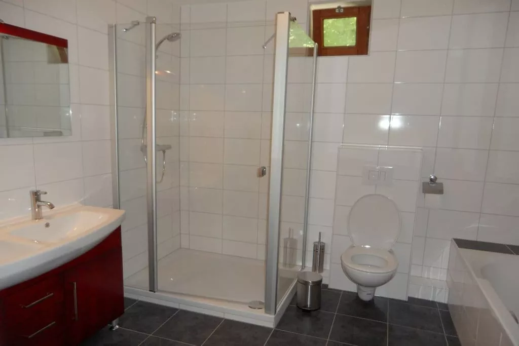 78243 - Badkamer