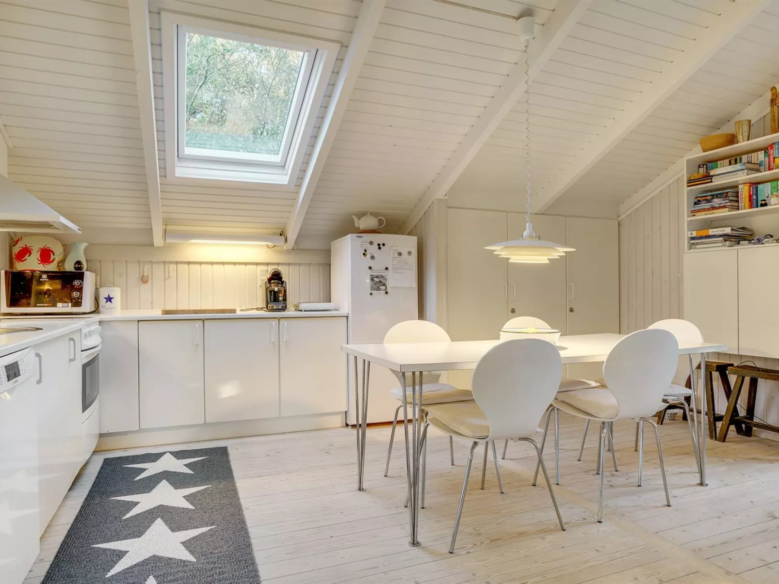"Helmtrud" - 500m from the sea - Binnen