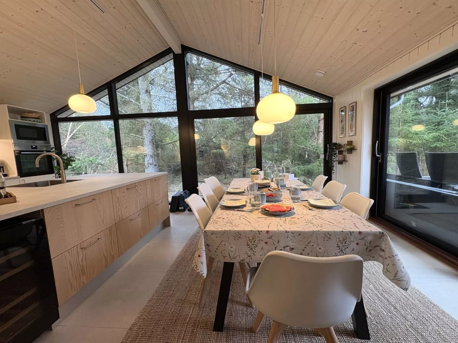 "Antonina" - 775m from the sea - Binnen