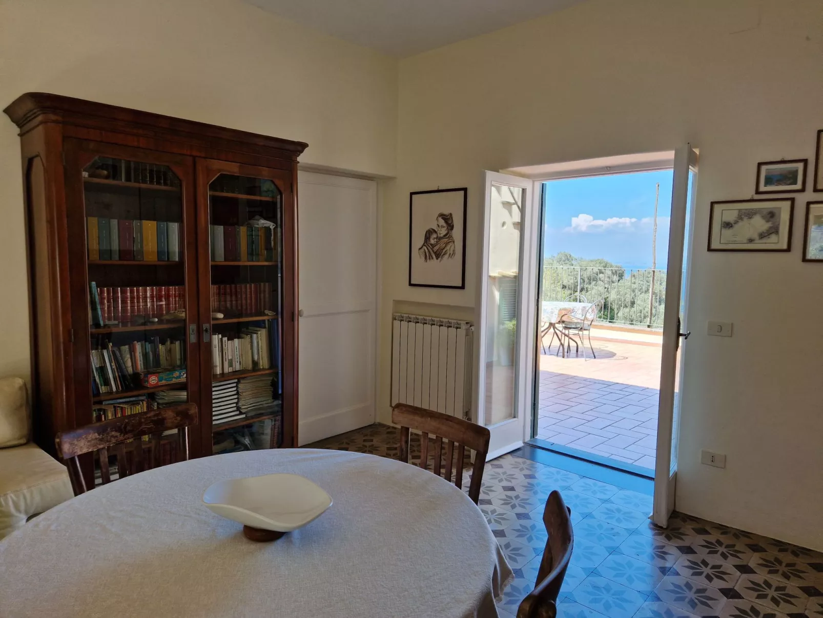 Wohnung mit Panoramaterrasse - Binnen