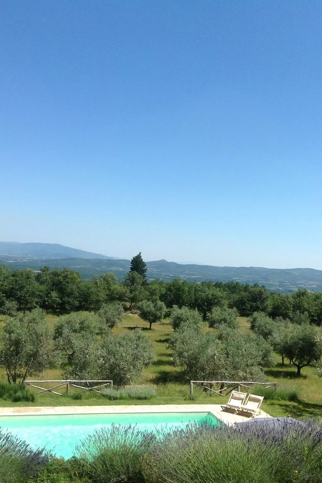 Für sieben Personen mit tollem Blick auf die Hügel des Chianti - Image-tags.info