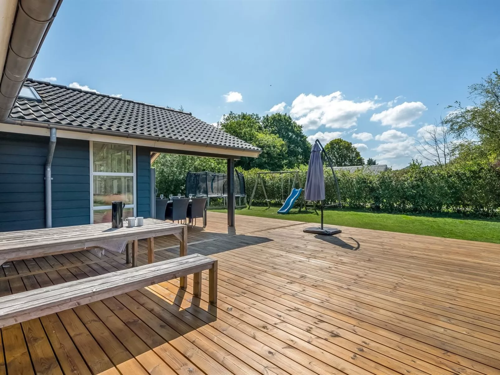 "Alrike" - 850m from the sea - Buiten
