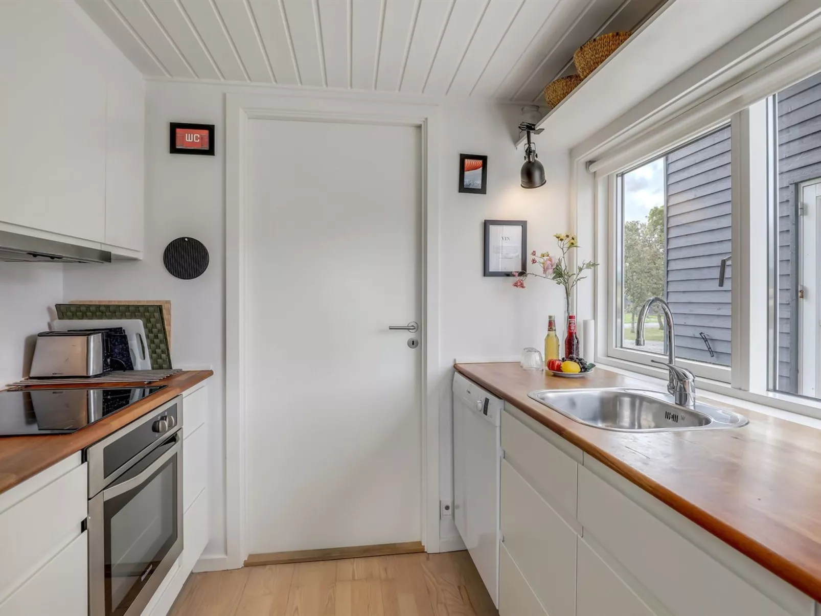 "Helemine" - 2.8km from the sea - Binnen