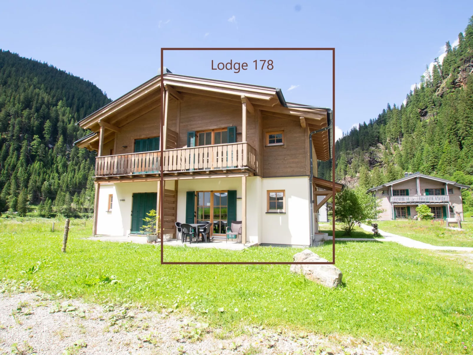 Lodge Adlerhorst 178 im Tauerndorf Enzingerboden