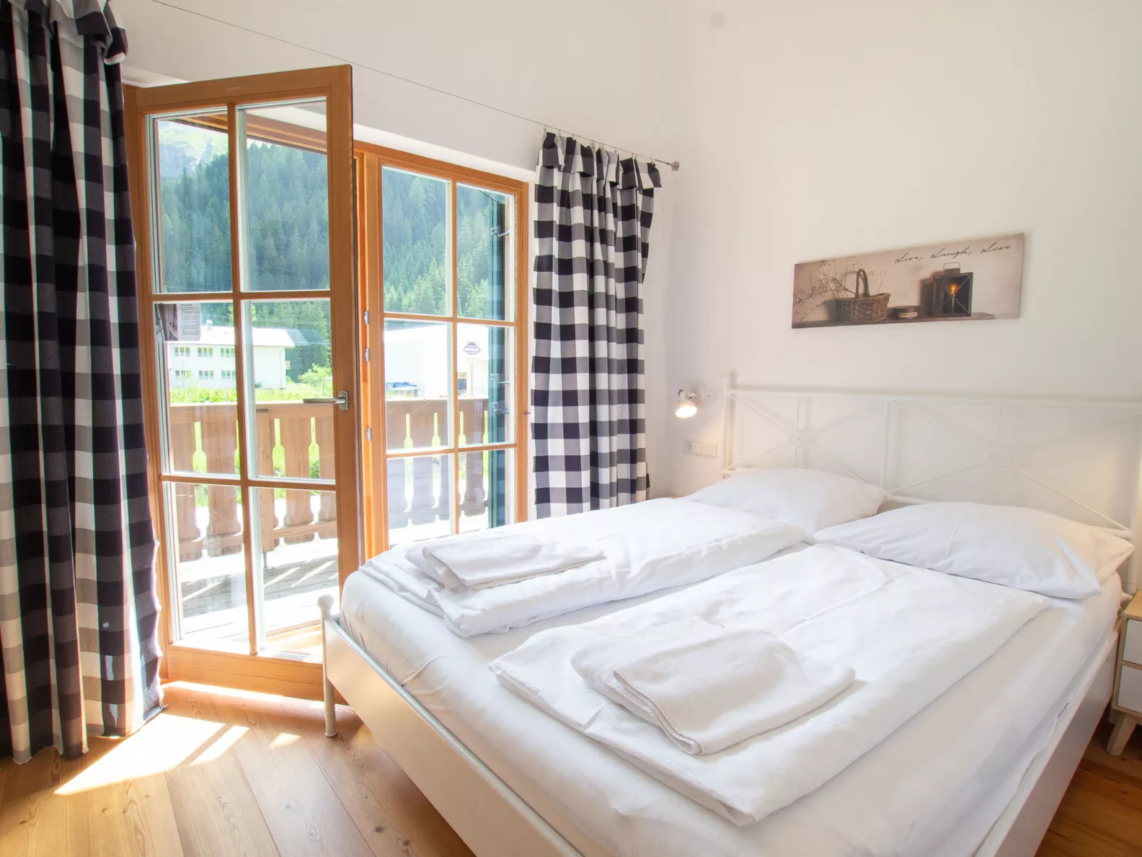 Lodge Adlerhorst 178 im Tauerndorf Enzingerboden