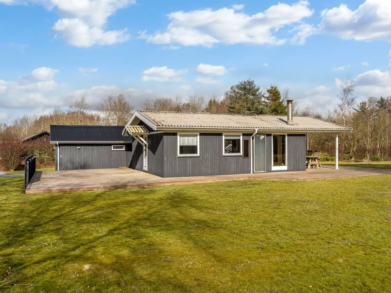 "Jytte" - 800m to the fjord