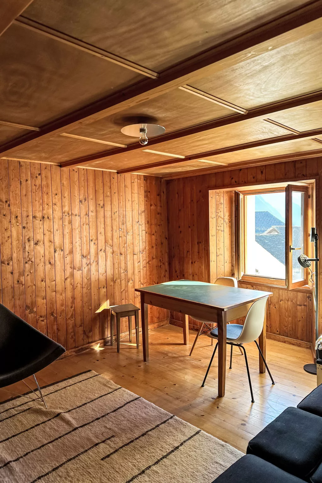 Waterfall House - Binnen