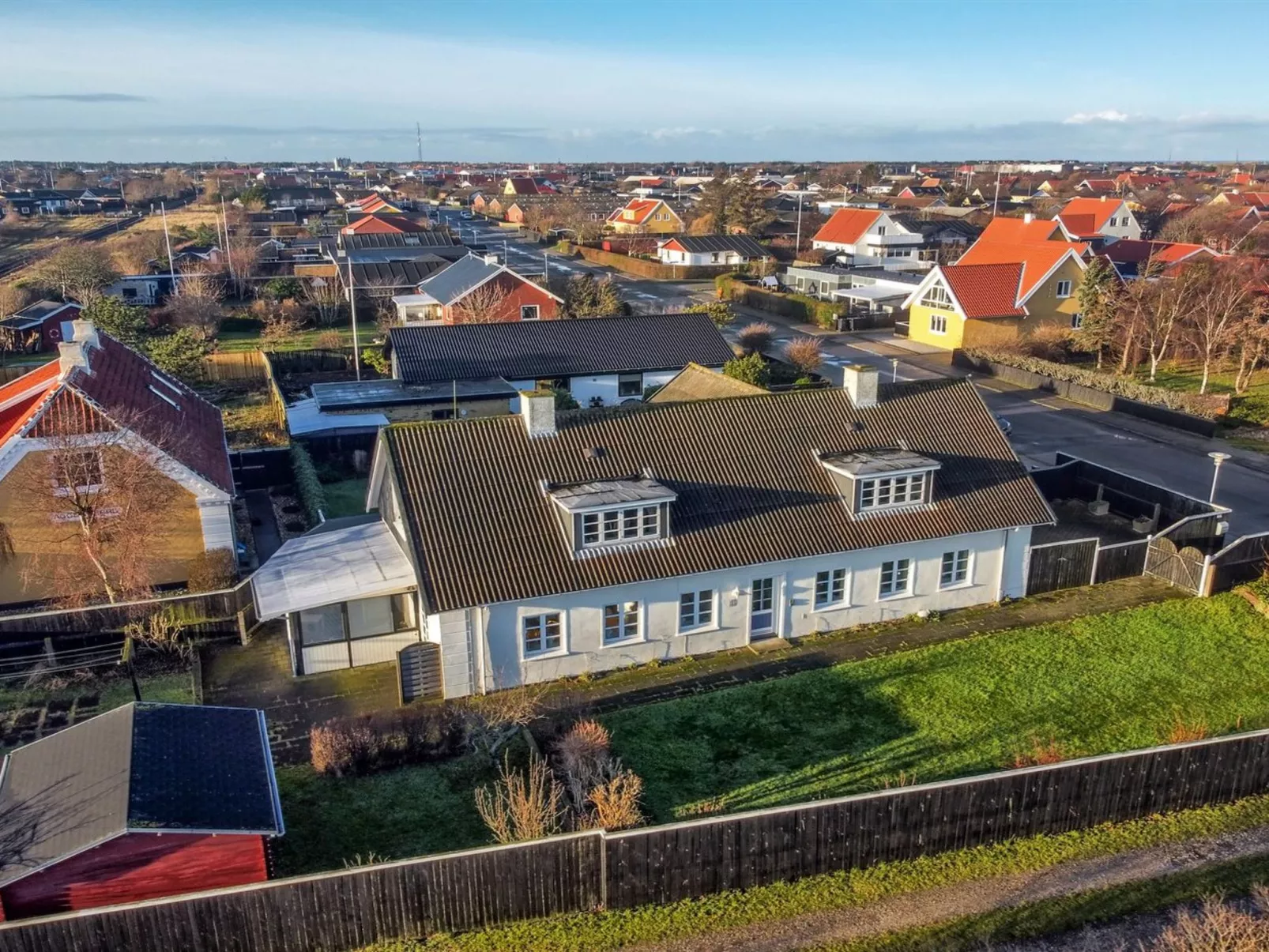 "Canan" - 1.6km from the sea - Buiten