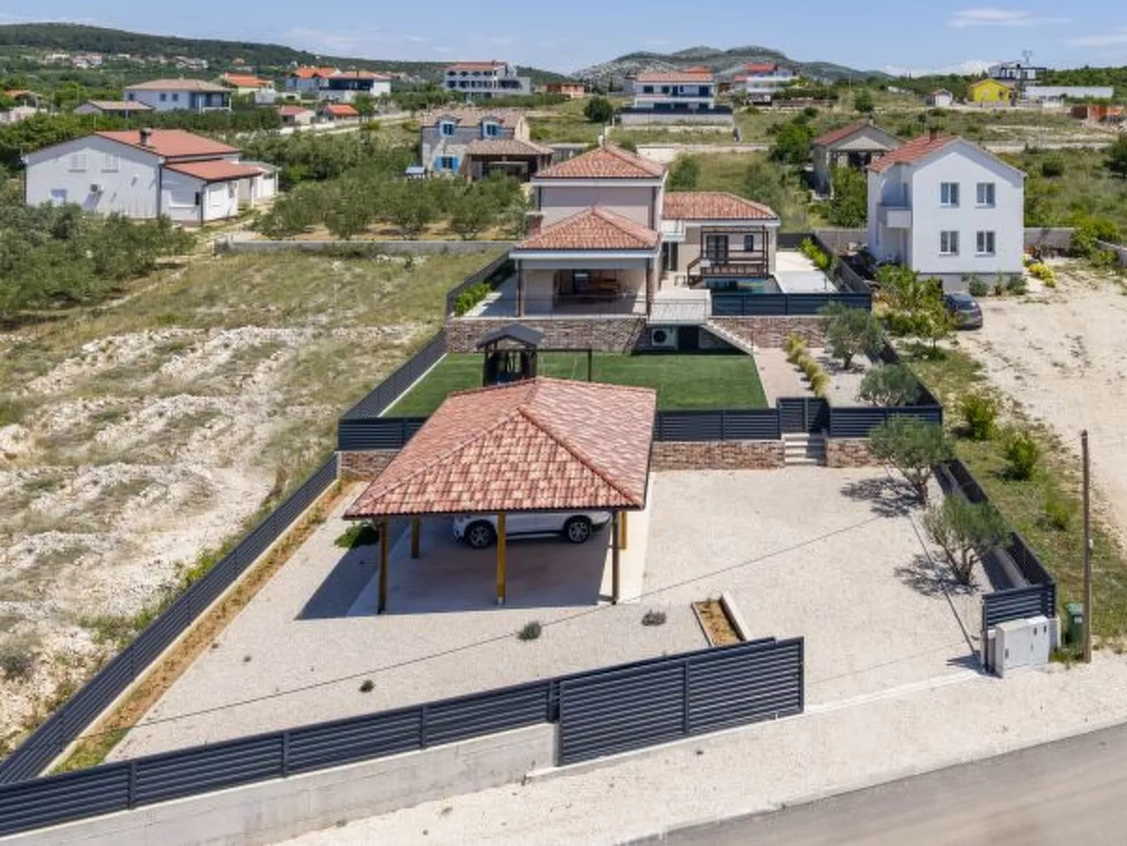 Magnificent Villa Oasis with extra large heated po - Image-tags.info