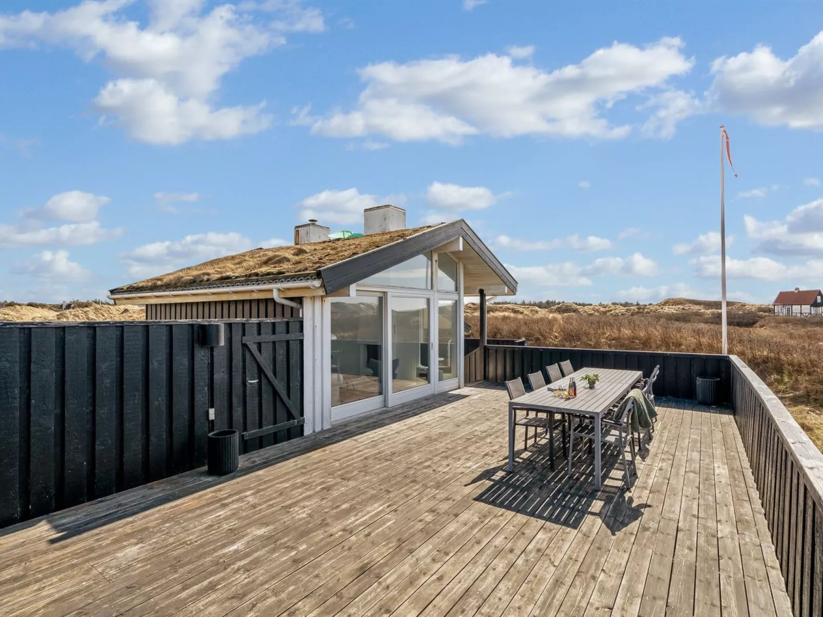 "Rutha" - 45m from the sea - Buiten