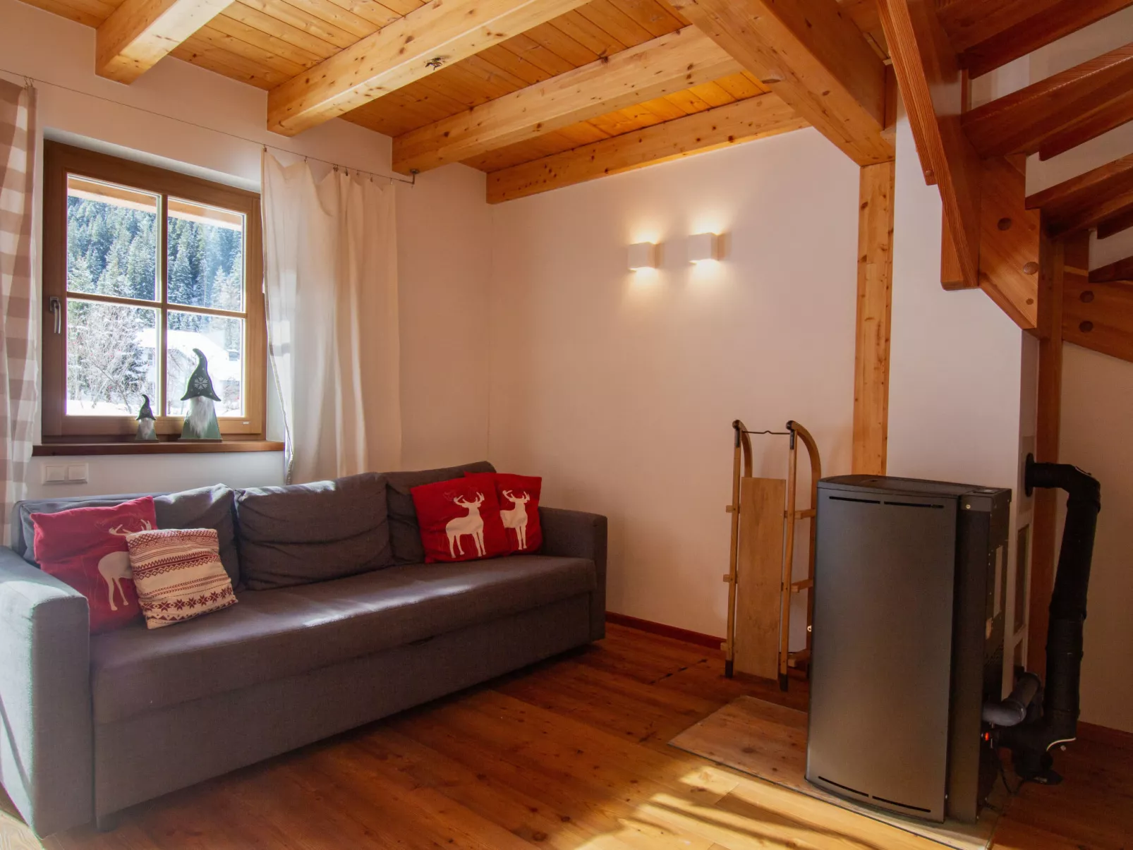 Lodge Enzian 194 im Tauerndorf Enzingerboden - Binnen