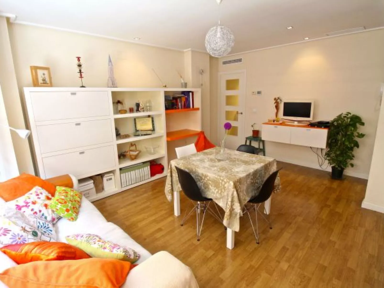 APARTAMENTO CENTRO LA MONTAÑETA - Binnen