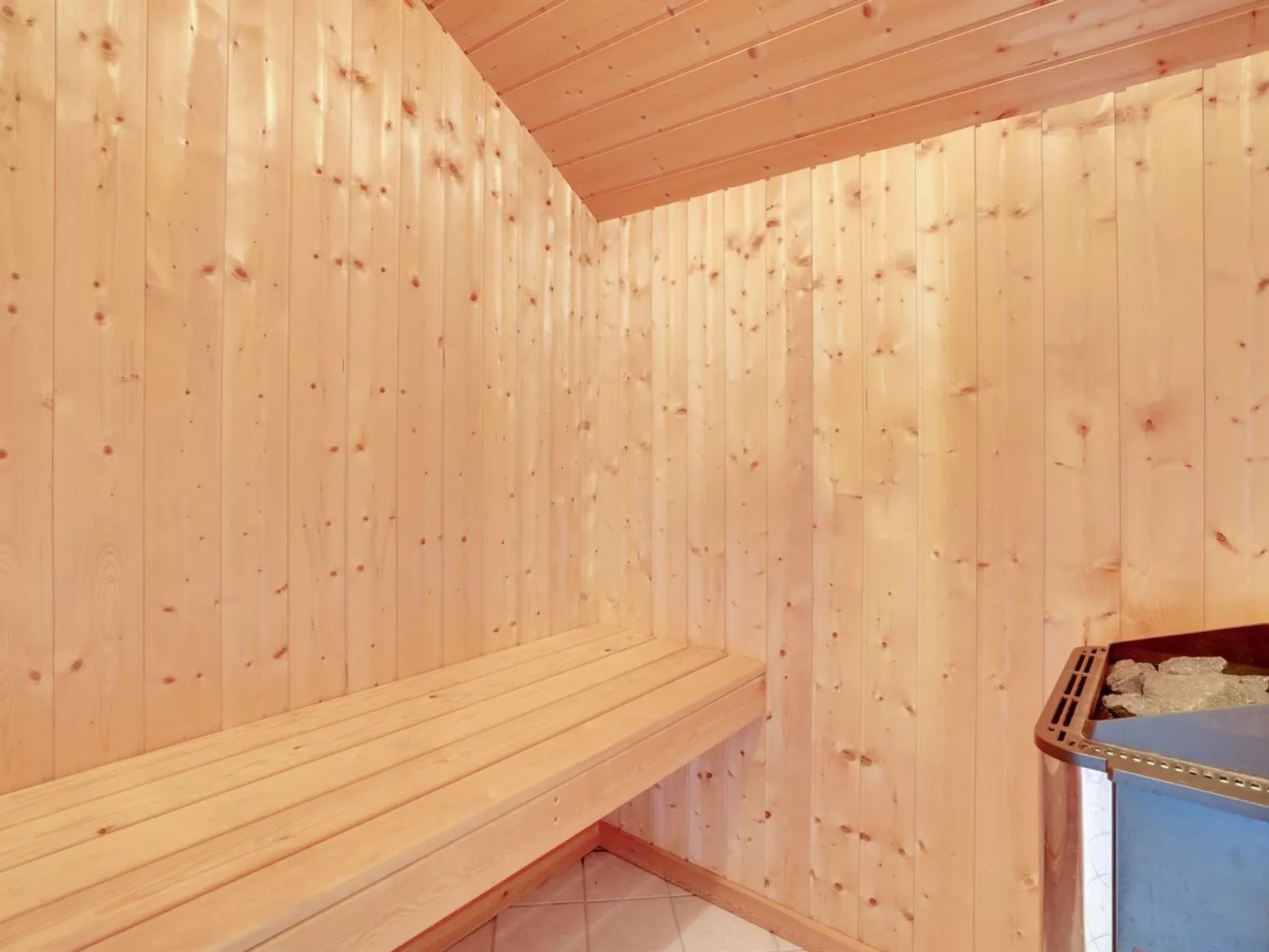 "Arnika" - 28km from the sea - Binnen