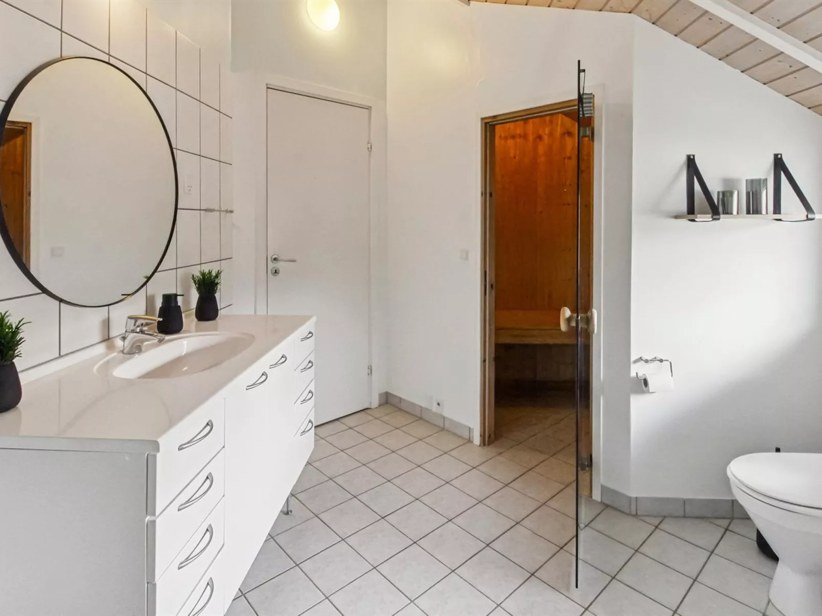 "Arnika" - 28km from the sea - Binnen