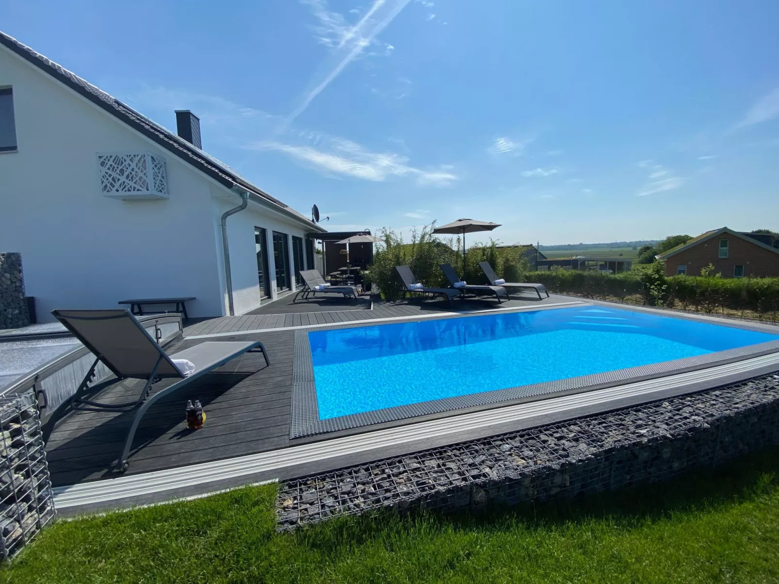 Hey Beachvilla - Buiten