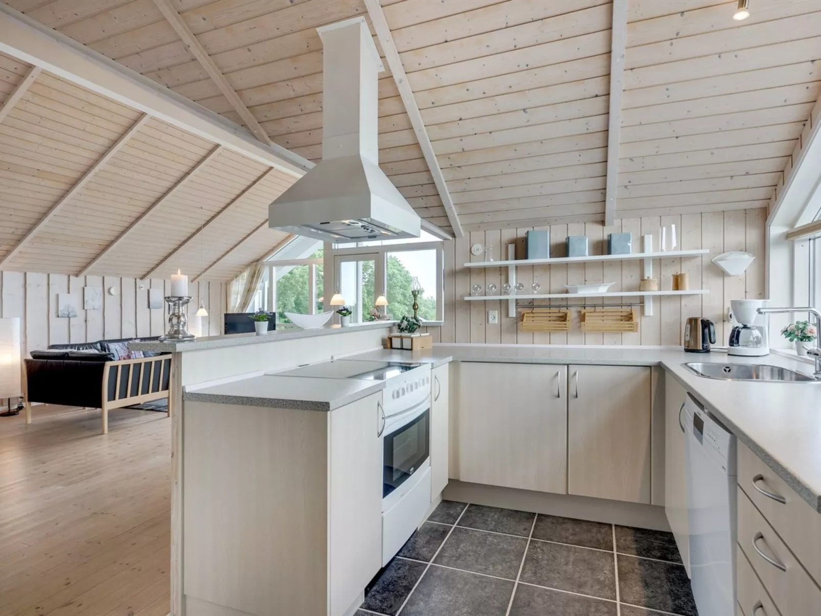 "Sulo" - 500m from the sea - Binnen